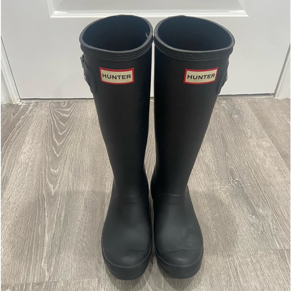 Girls black hunter rain boots